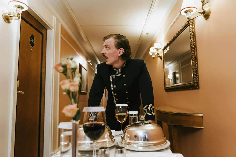 pexels-cottonbro-5371554